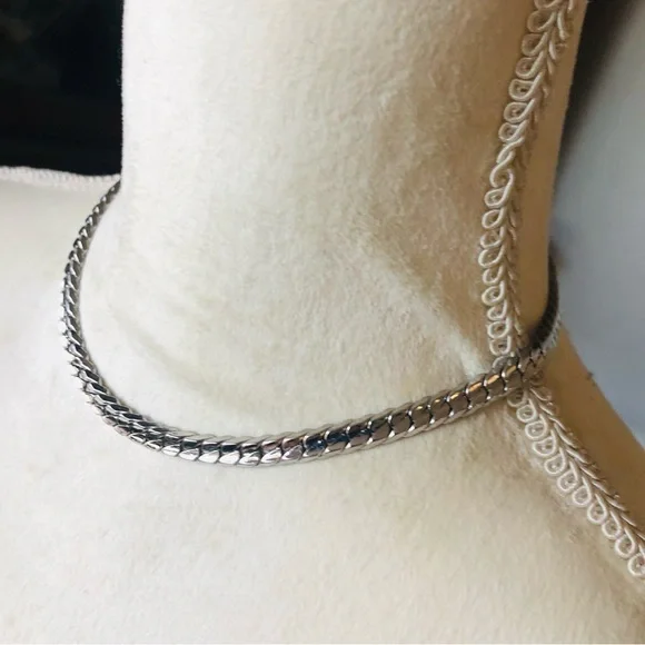 Vintage Coro silver plated braided chain necklace - Picture 4 of 13